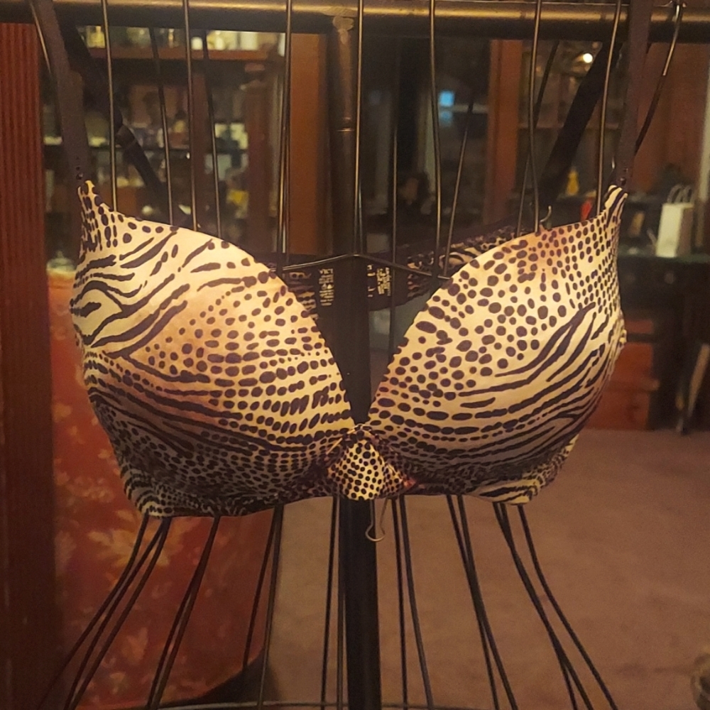 Victorias secret biofit bra